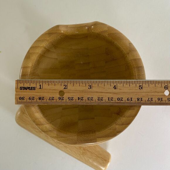 Loisa Bamboo Mortar & Pestle Set Garlic Pepper Press Grinder Crusher for Kitchen - Picture 5 of 8